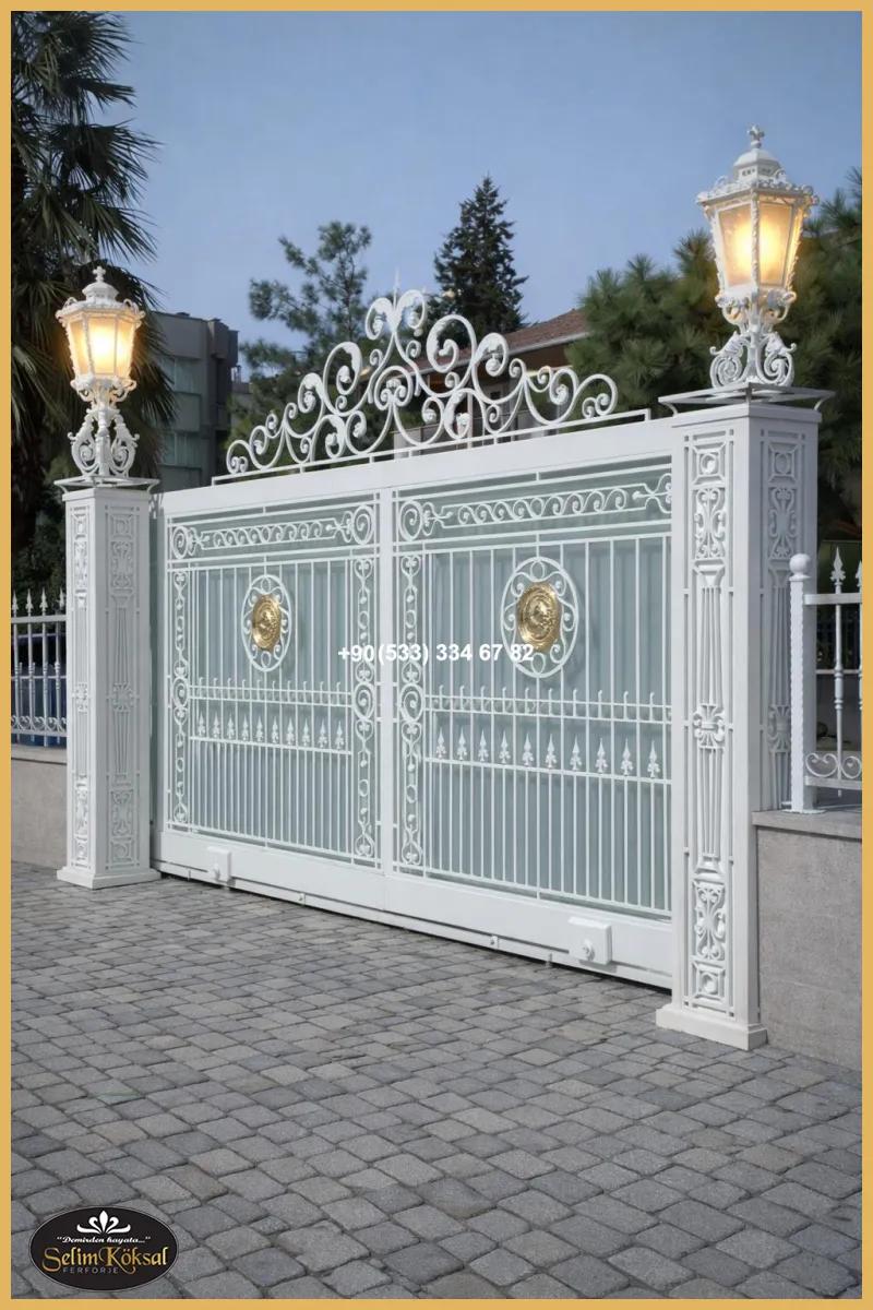 Garaj Kapıları - Lavent Erika Evi 